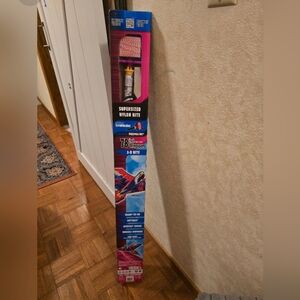 Supersized 3D Nylon kite, Macaw, New